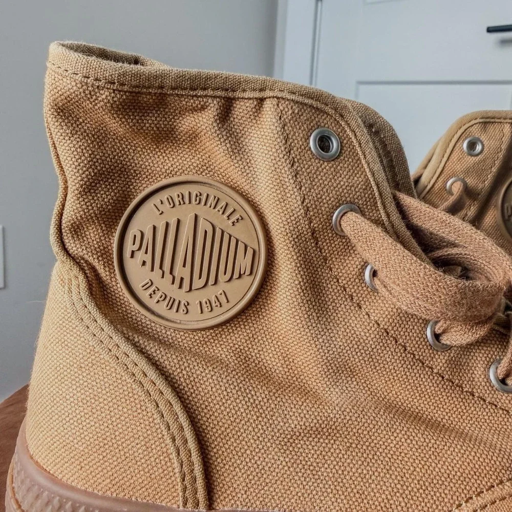 Tan Canvas Palladium Shoes/Boots Size 8.5